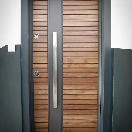 Treetop Apartment